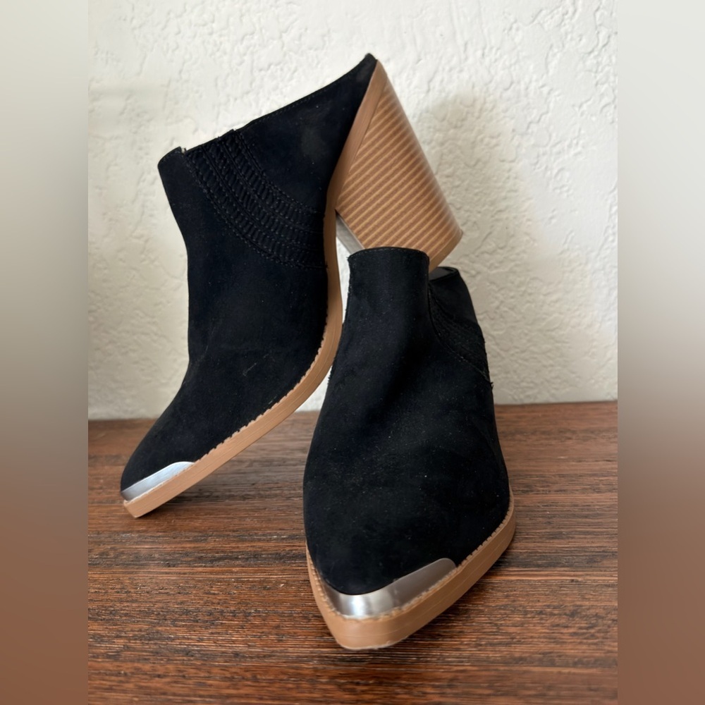 SUN + STONE Deyzaa Mule Pumps Ponted Toe Block Heel Black 11M - Picture 9 of 15